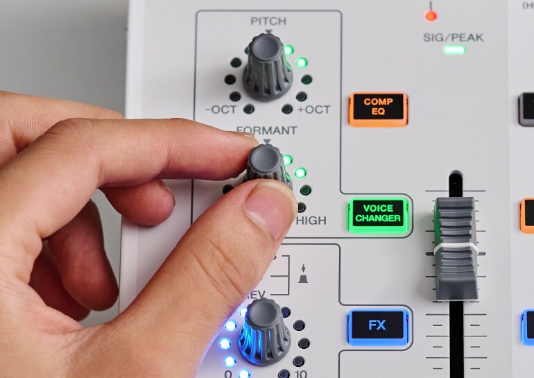 AG08 - Overview - AG Series - Mixers - Products - Streaming