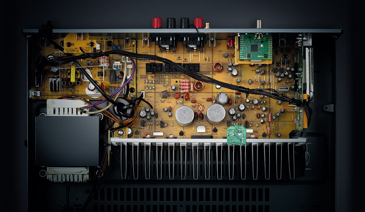 R-N303 - Overview - HiFi Components - Products - Home Audio